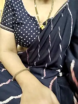 Snapshot of sunitha-3 chatting on 7, 3, 2025 sunitha-3 online show from 7, 3, 2025