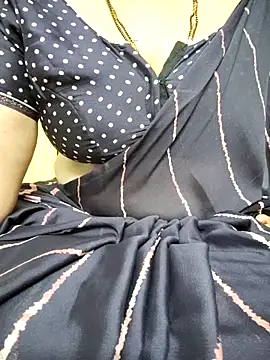 Snapshot of sunitha-3 chatting on 7, 3, 2025 sunitha-3 online show from 7, 3, 2025