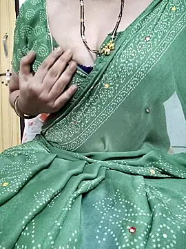 Snapshot of sunitha-3 chatting on 10, 3, 2025 sunitha-3 online show from 10, 3, 2025