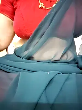 Snapshot of sunitha-3 chatting on 16, 3, 2025 sunitha-3 online show from 16, 3, 2025
