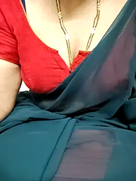 Snapshot of sunitha-3 chatting on 16, 3, 2025 sunitha-3 online show from 16, 3, 2025