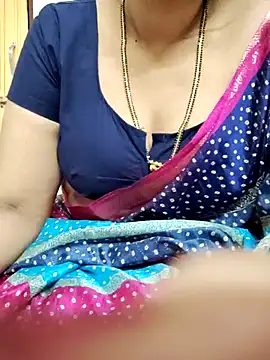 Snapshot of sunitha-3 chatting on 17, 3, 2025 sunitha-3 online show from 17, 3, 2025