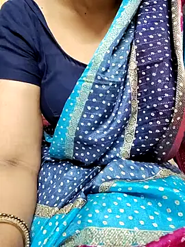 Snapshot of sunitha-3 chatting on 17, 3, 2025 sunitha-3 online show from 17, 3, 2025