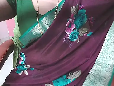 Snapshot of sunitha-3 chatting on 16, 9, 2025 sunitha-3 online show from 16, 9, 2025