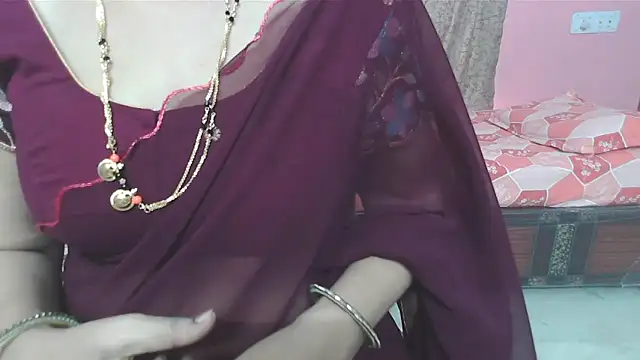 Snapshot of sunitha-3 chatting on 22, 9, 2025 sunitha-3 online show from 22, 9, 2025