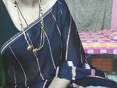Snapshot of sunitha-3 chatting on 27, 9, 2025 sunitha-3 online show from 27, 9, 2025