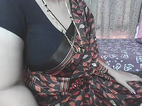 Snapshot of sunitha-3 chatting on 3, 10, 2025 sunitha-3 online show from 3, 10, 2025