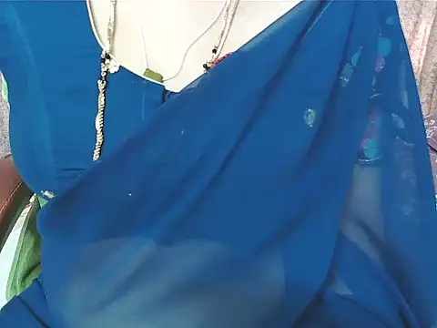 Snapshot of sunitha-3 chatting on 26, 10, 2025 sunitha-3 online show from 26, 10, 2025