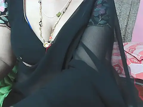 Snapshot of sunitha-3 chatting on 1, 11, 2025 sunitha-3 online show from 1, 11, 2025