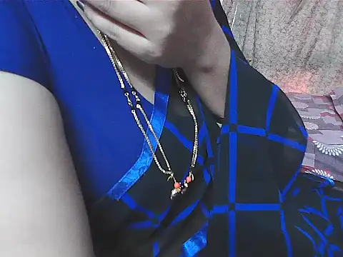 Snapshot of sunitha-3 chatting on 14, 11, 2025 sunitha-3 online show from 14, 11, 2025