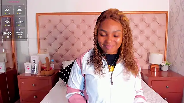 Snapshot of Isla_Scott chatting on 18, 3, 2025 Isla Scott online show from 18, 3, 2025