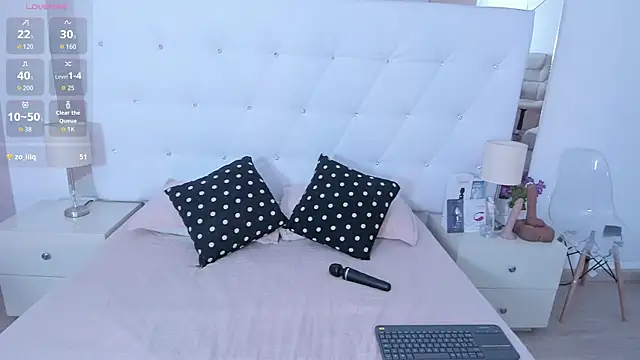 Snapshot of Isla_Scott chatting on 11, 9, 2025 Isla Scott online show from 11, 9, 2025