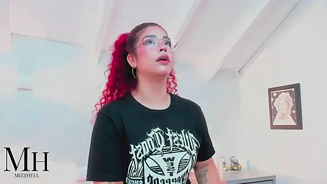 Snapshot of MizzHell chatting on 24, 2, 2026 MizzHell online show from 24, 2, 2026