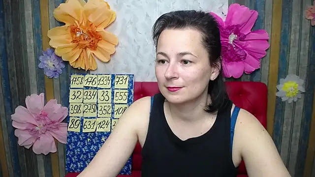 Snapshot of MarieSho chatting on 21, 4, 2026 MarieSho online show from 21, 4, 2026