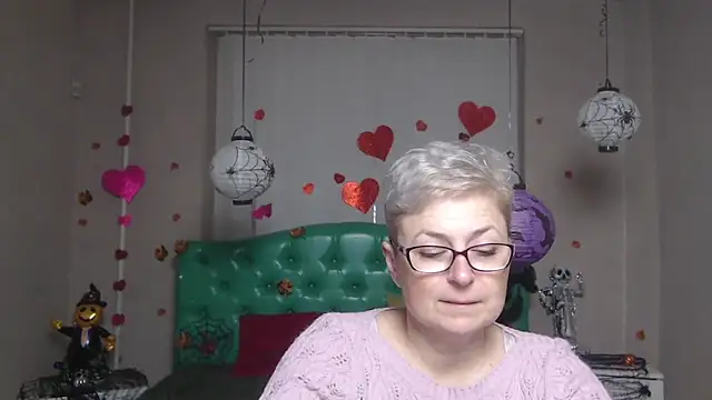 EmiliaGree online show from 15, 11, 2025