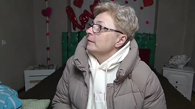 EmiliaGree online show from 6, 2, 2026