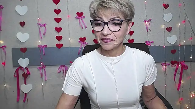 Snapshot of EllaBonito chatting on 21, 2, 2025 EllaBonito online show from 21, 2, 2025