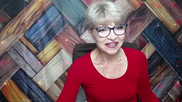 Snapshot of EllaBonito chatting on 5, 10, 2025 EllaBonito online show from 5, 10, 2025