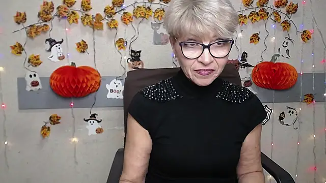 Snapshot of EllaBonito chatting on 22, 10, 2025 EllaBonito online show from 22, 10, 2025