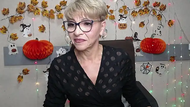 Snapshot of EllaBonito chatting on 26, 10, 2025 EllaBonito online show from 26, 10, 2025