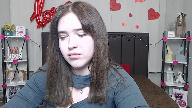 LauraHlot online show from 22, 2, 2025