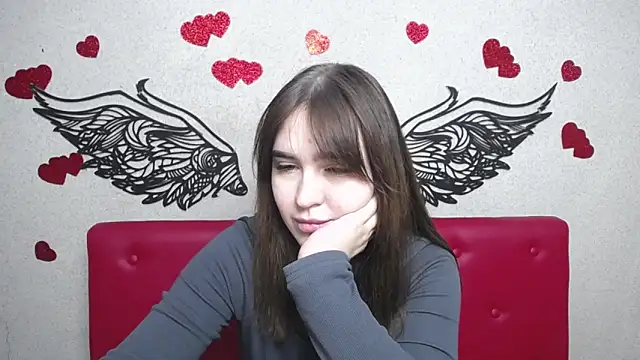 LauraHlot online show from 15, 3, 2025