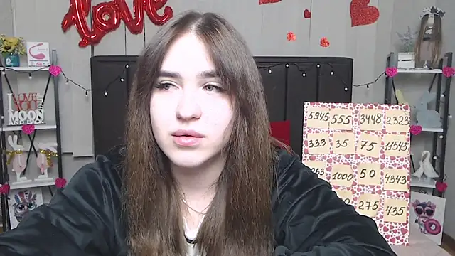 LauraHlot online show from 17, 3, 2025