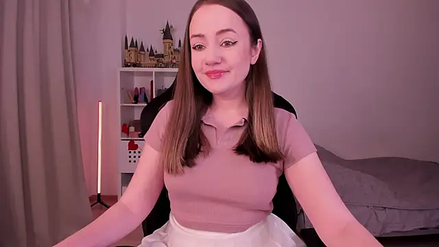 Snapshot of WalkingGirl chatting on 16, 2, 2025 WalkingGirl online show from 16, 2, 2025