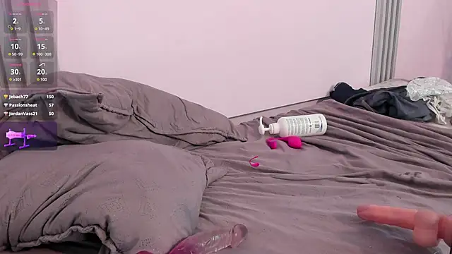 Snapshot of Sofia__rivera chatting on 14, 12, 2024 Sofia  rivera online show from 14, 12, 2024