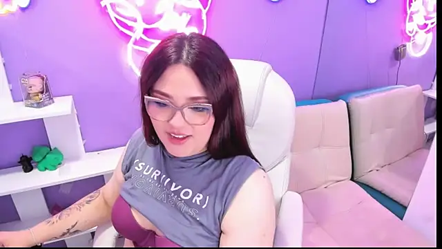 Camiila Osorio online show from 12, 9, 2025