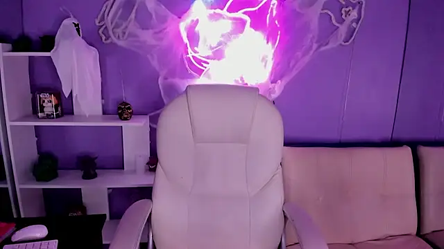 Camiila Osorio online show from 13, 10, 2025