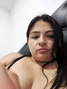 Snapshot of Linda_Lars chatting on 5, 1, 2025 Linda Lars online show from 5, 1, 2025