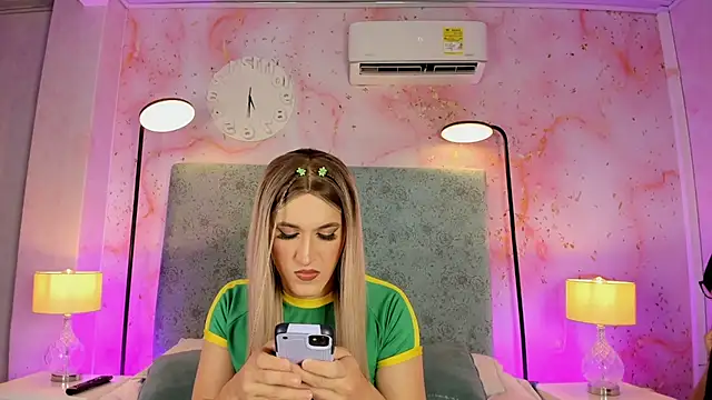 Snapshot of JESSI_NAOMI chatting on 7, 11, 2025 JESSI NAOMI online show from 7, 11, 2025