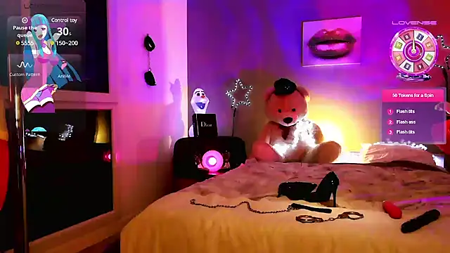 Snapshot of Stripgirl31 chatting on 12, 3, 2025 Stripgirl31 online show from 12, 3, 2025