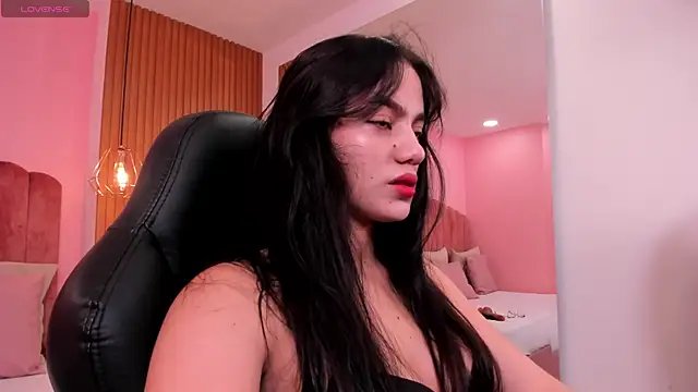 Snapshot of ariel_jonees chatting on 1, 3, 2025 ariel jonees online show from 1, 3, 2025