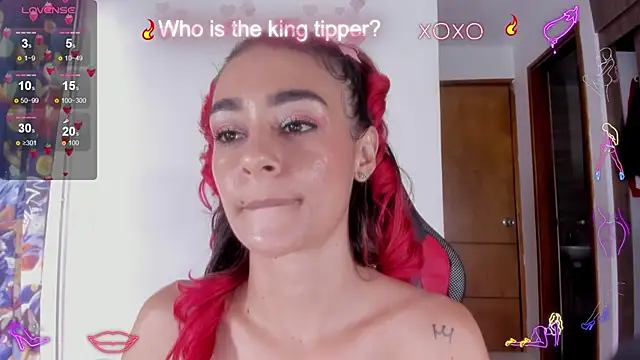 Snapshot of serafelle chatting on 1, 12, 2024 serafelle online show from 1, 12, 2024