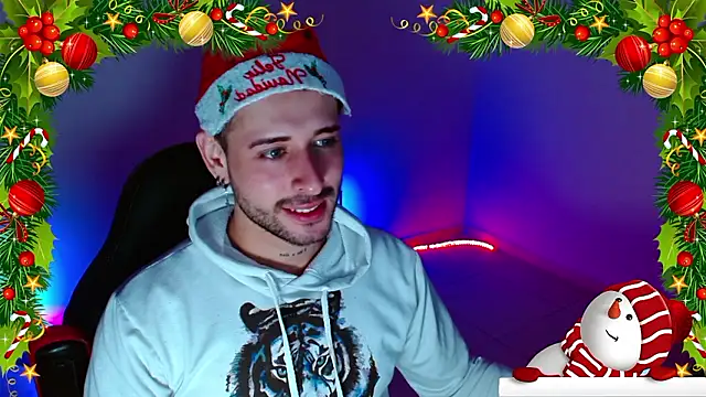 Snapshot of Ares_blue chatting on 6, 12, 2024 Ares blue online show from 6, 12, 2024