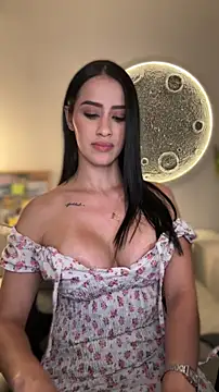 SarahhSmitth1 online show from 21, 4, 2026