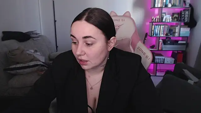 SexyWitch 666 online show from 13, 3, 2026