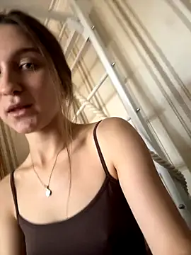 Snapshot of sweety_secret_ chatting on 24, 9, 2025 sweety secret online show from 24, 9, 2025