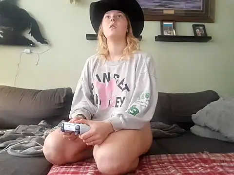 Ryan and Aurora online show from 15, 1, 2025