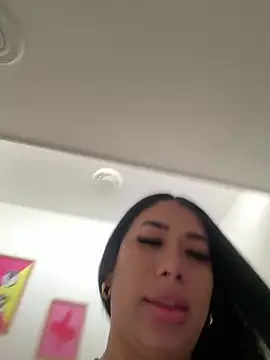 kiim taaylor online show from 6, 3, 2025