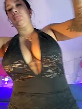 kiim taaylor online show from 22, 9, 2025