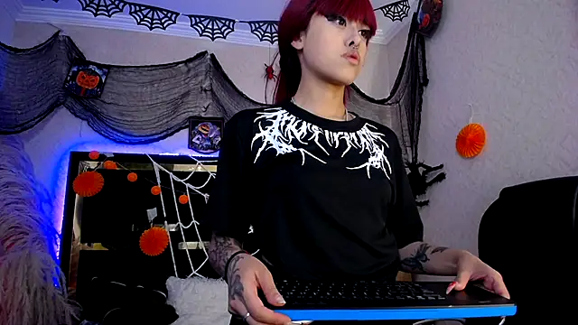 Snapshot of Bunny_O chatting on 18, 10, 2025 Bunny O online show from 18, 10, 2025