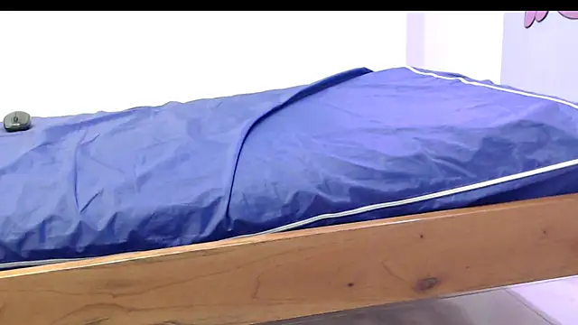 evaleribigtits18 online show from 15, 11, 2025