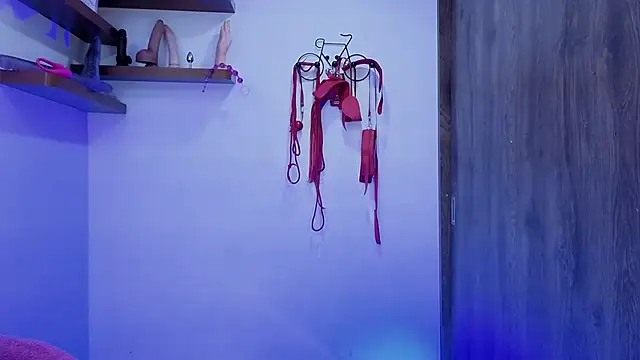 Snapshot of avans_15 chatting on 12, 11, 2025 avans 15 online show from 12, 11, 2025