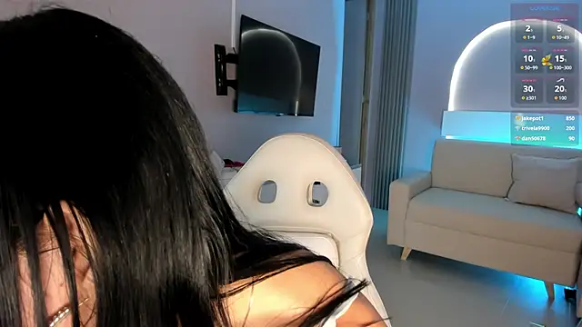 Snapshot of millieskinny_ chatting on 2, 10, 2025 millieskinny online show from 2, 10, 2025