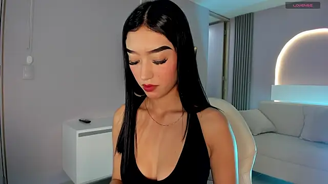 Snapshot of millieskinny_ chatting on 14, 10, 2025 millieskinny online show from 14, 10, 2025