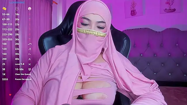 Tahiraa  online show from 31, 1, 2025