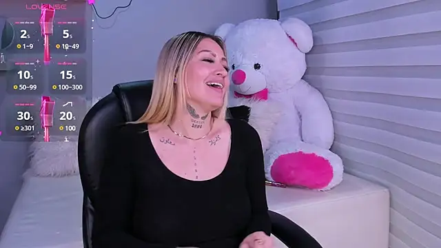 Alexasmith06 online show from 11, 3, 2025